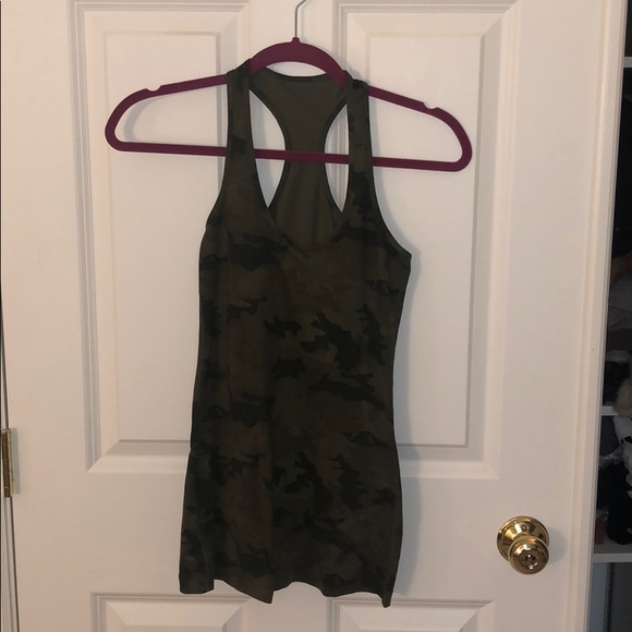 lululemon athletica Tops - Lululemon camo Y back tank